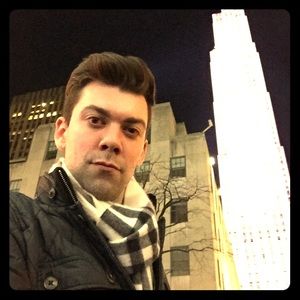 Meet your Posher, Perry